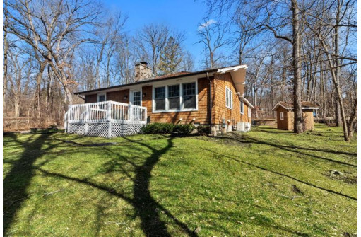 2129 East Lake Shore Drive 2133, Twin Lakes, WI 53181-9573