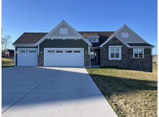 2480 Sunrise Court Slinger, WI 53086