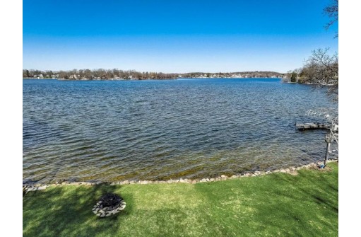 N60W34978 Lake Drive, Oconomowoc, WI 53066-2463