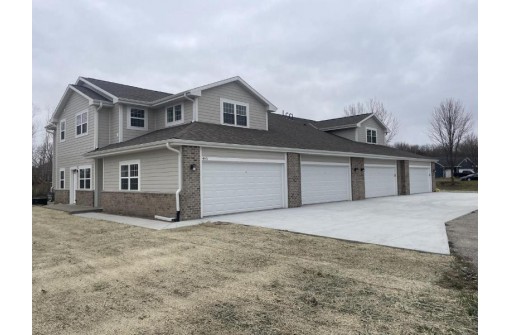 445 Hillary Circle D, Johnson Creek, WI 53038