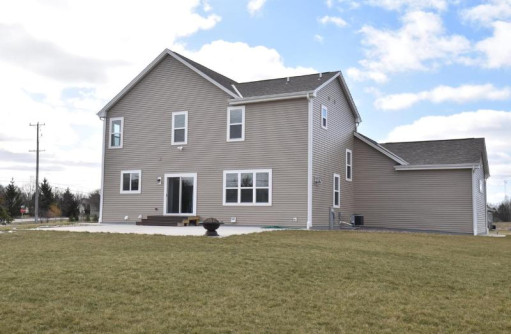 N75W25030 Beverly Lane, Lisbon, WI 53089