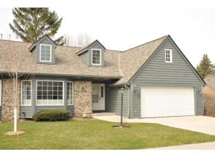 3845 South Oakridge Court Greenfield, WI 53228-1367