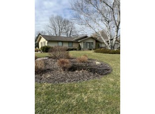 3195 Parkside Drive Brookfield, WI 53005