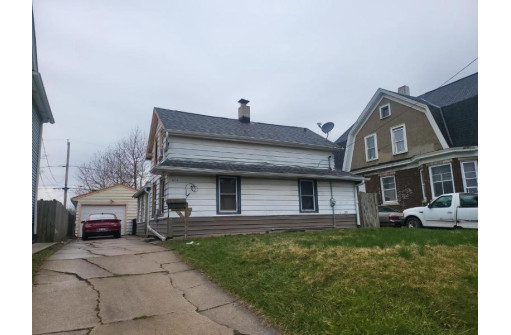 1314 Summit Avenue, Racine, WI 53404