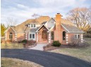 5015 Blackstock Road, Sheboygan, WI 53083-2206