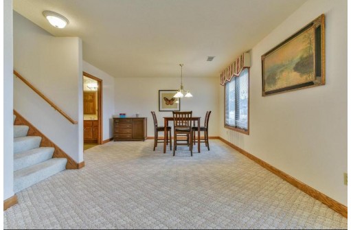 12665 West Lakeland Drive, New Berlin, WI 53151