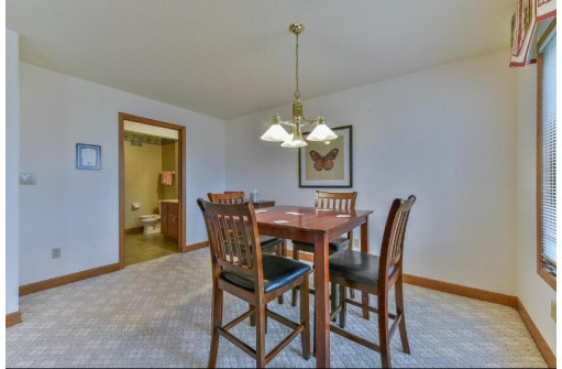 12665 West Lakeland Drive, New Berlin, WI 53151