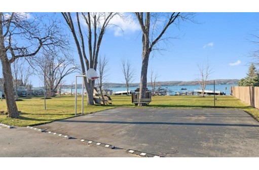 N1744 West Beach Drive, Lake Geneva, WI 53147