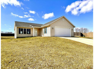 312 Lisa Court Baraboo, WI 53913