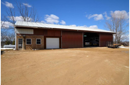 E9674 County Rd Ss, Viroqua, WI 54665-7155