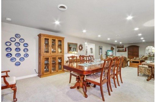 1639 Willow View Court, Sheboygan, WI 53081