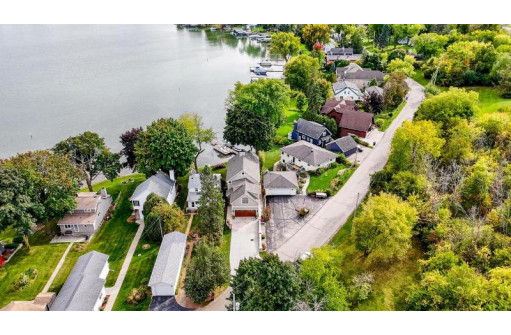 5648 West Lake Drive, West Bend, WI 53095-8446