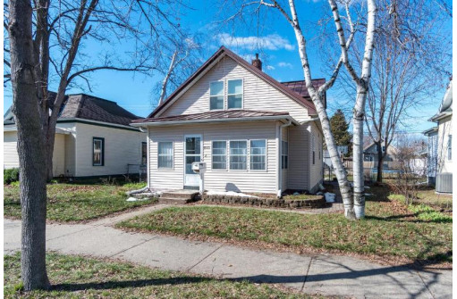 1445 Redfield Street, La Crosse, WI 54601