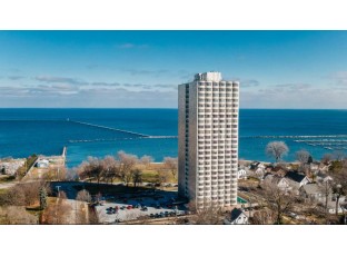 2525 South Shore Drive 23A Milwaukee, WI 53207-1965