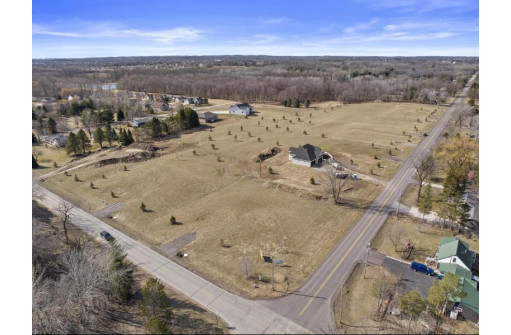 2131 Wallace Lake Road LT7, West Bend, WI 53095