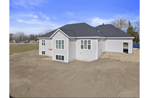 2131 Wallace Lake Road LT7, West Bend, WI 53095