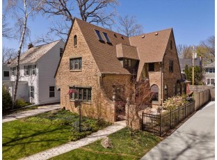 836 East Birch Avenue Whitefish Bay, WI 53217-5359