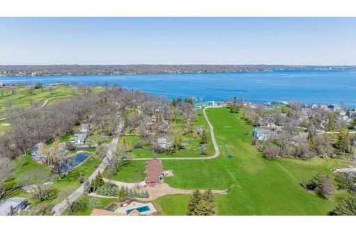 N1802 Wildwood Drive, Lake Geneva, WI 53147-4322