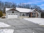 6752 Bernadine Circle West Bend, WI 53090