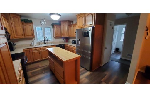 S106W36429 Matthew Lane, Eagle, WI 53119-1821