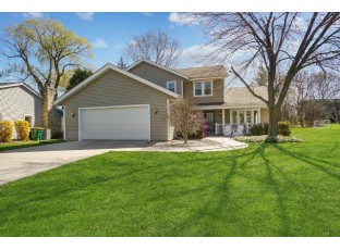 3604 West Brittany Court Mequon, WI 53092