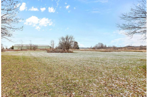 LT1 County Road W, Grafton, WI 53024