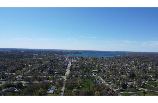 N3201 Williams Street N3205, Lake Geneva, WI 53147