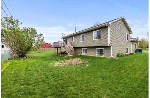 1938 Sunset Drive, Twin Lakes, WI 53181-9235