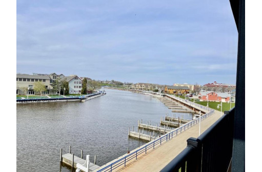 750 South Pier Drive 8, Sheboygan, WI 53081