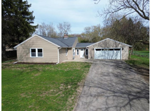 2650 Brookside Lane Brookfield, WI 53005-4525