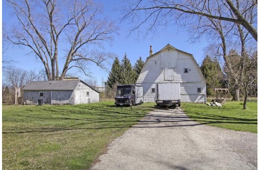 2031 30th Avenue, Kenosha, WI 53144-1409