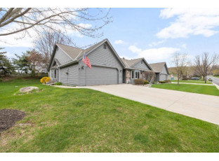 1402 Hidden Fields Drive West Bend, WI 53095