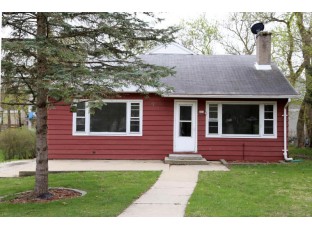 229 1st Avenue Fontana, WI 53125-1177