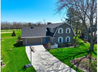 2305 West Plum Tree Court Mequon, WI 53092-5523