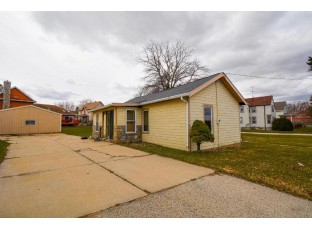 611 East Sumner Street Hartford, WI 53027