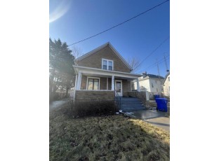 1813 50th Street Kenosha, WI 53140-3227