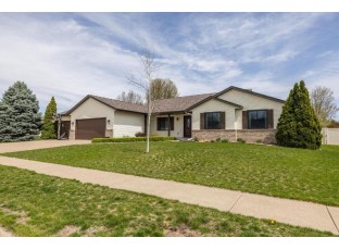 901 Remington Drive Holmen, WI 54636-8705