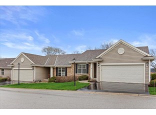 429 Woodfield Circle Waterford, WI 53185-4052