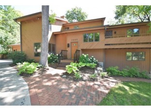 1235 Seitz Drive Waukesha, WI 53186