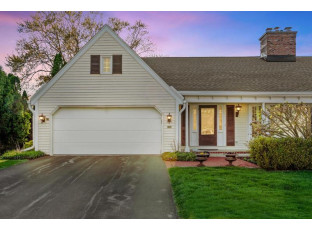 927 West Shaker Circle Mequon, WI 53092