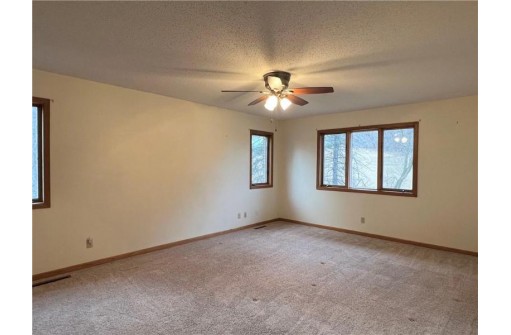 E14915 Bears Grass Road, Augusta, WI 54722