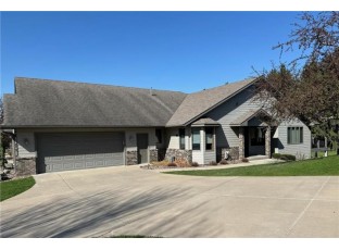 2542 E Princeton Avenue Eau Claire, WI 54703