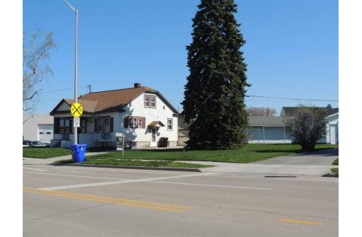 1837 West Wisconsin Avenue, Appleton, WI 54914-3253