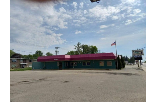 1017 East Green Bay Street, Shawano, WI 54166-2203