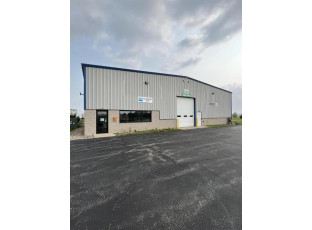 2501 Runway Drive Waupaca, WI 54981