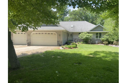 W8290 Royal Oaks Drive, Wautoma, WI 54982