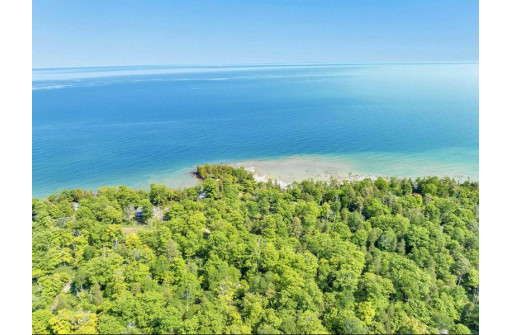 150 Hemlock Drive, Washington Island, WI 54246-9141