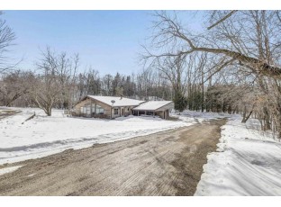 5472 Sportsman Drive De Pere, WI 54115-8763