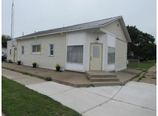 1301 16th Avenue Menominee, MI 49858