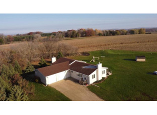 N7036 White Clover Road Manawa, WI 54949